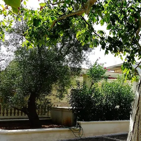 Annette #vivere La Puglia * Villa Castelli